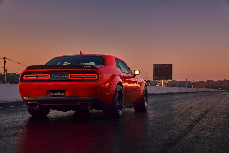  Dodge Challenger SRT Demon 2017 года  (фото 35 из 181)